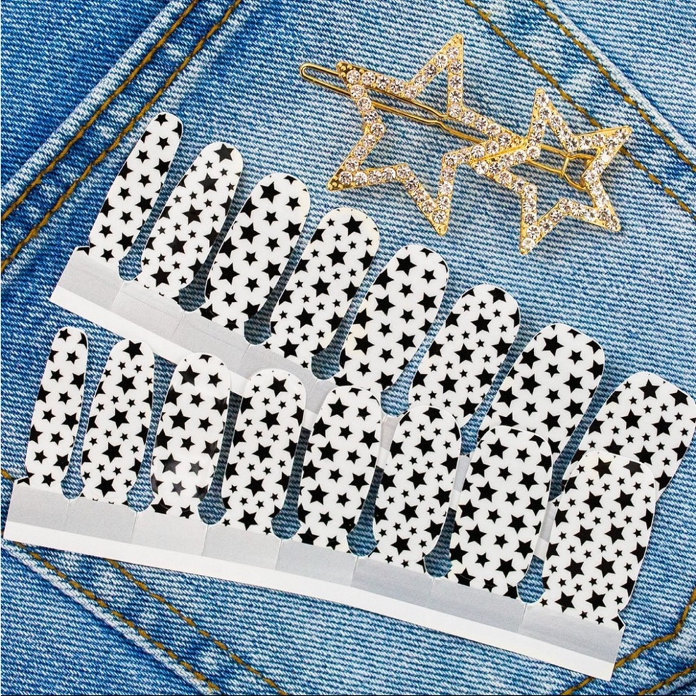 *Retired* Color Street: Star for the Course | Stars Magic Fairy Clear Overlay - Picture 14 of 16